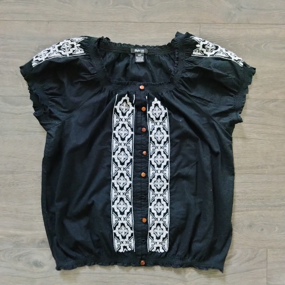 Style & Co Black Top with White Embroidery 100% Cotton Size 14P